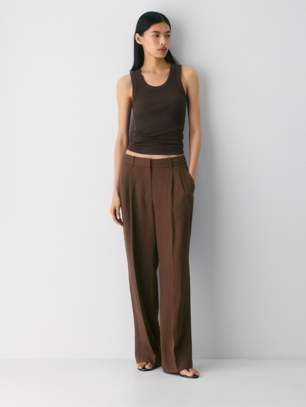Aritzia Effortless Pants Pleated Linen Wide Leg Rich Mocha Brown Size 00